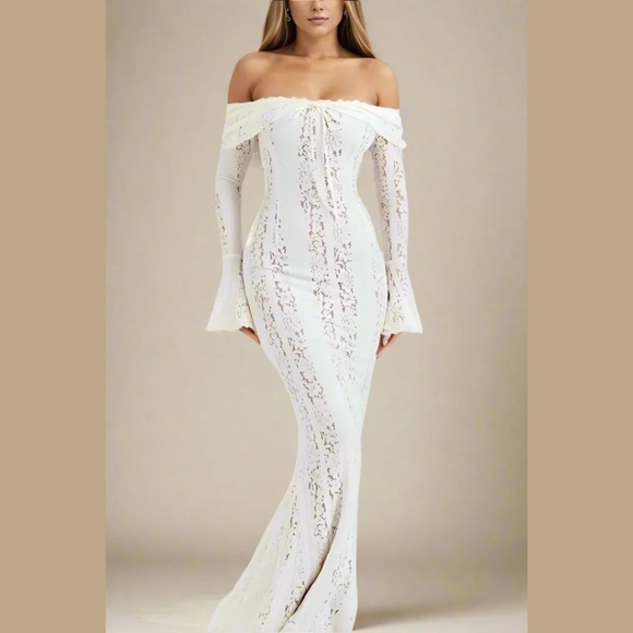 Off The Shoulder Bodycon Maxi Lace - Picture 1 of 9